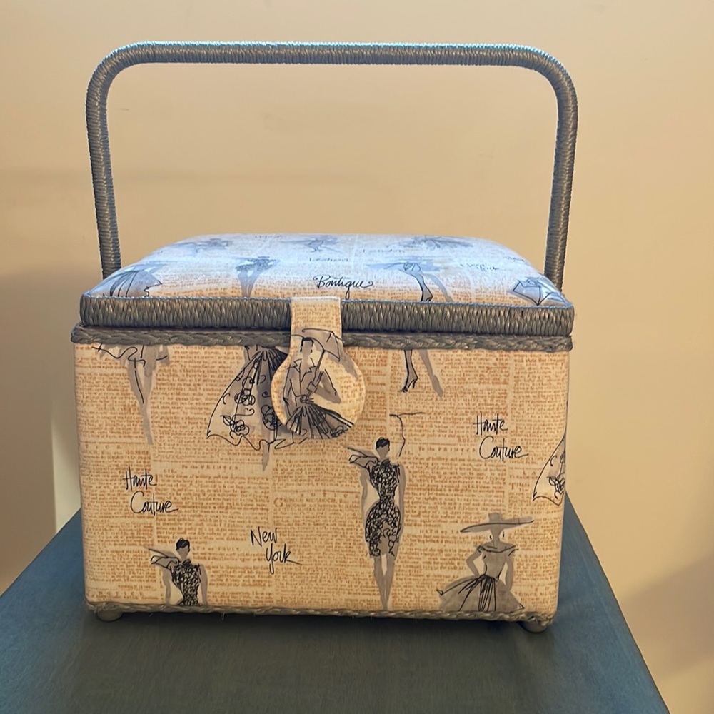 Sewing kit